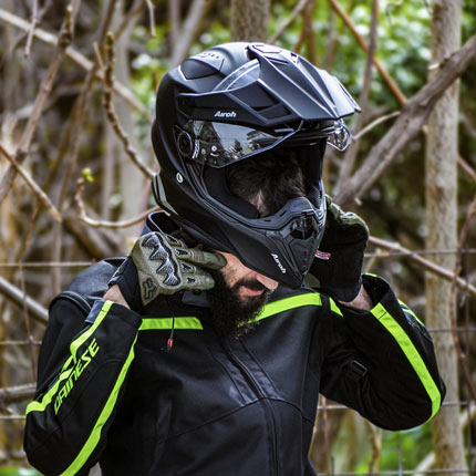 Adventure κράνη - Καλοκαιρινά ταξίδια με μηχανή: Πώς να αντιμετωπίσετε τη ζέστη